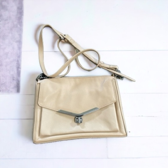 Botkier Womens Valentina
Crossbody Shoulder Bag Beige
Leather Adjustable Straps - Picture 1 of 10